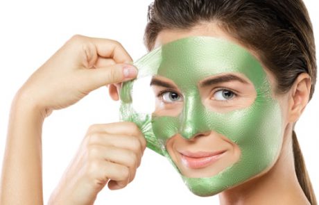 נפטרים מהתאים המתים וחושפים עור פנים זוהר